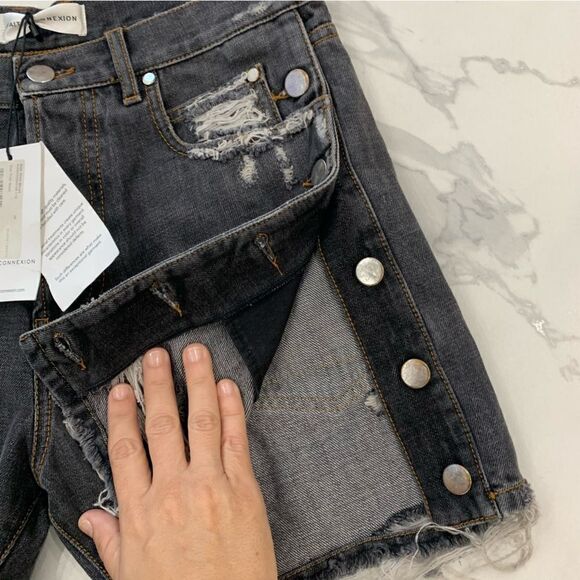 Faith Connexion Denim Shorts Women’s 24 Black Distressed Both Side Button NWT - Picture 11 of 12